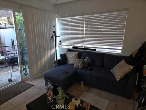 212 S Kraemer 2005 , Placentia, CA