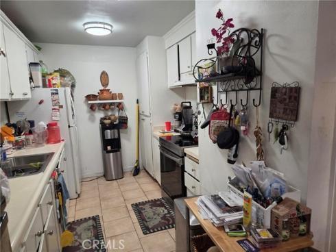 212 S Kraemer 2005 , Placentia, CA