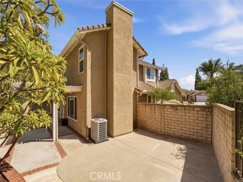 825 Gutmann , Placentia, CA