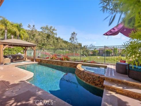71 Golf Ridge Drive, Rancho Santa Margarita, CA