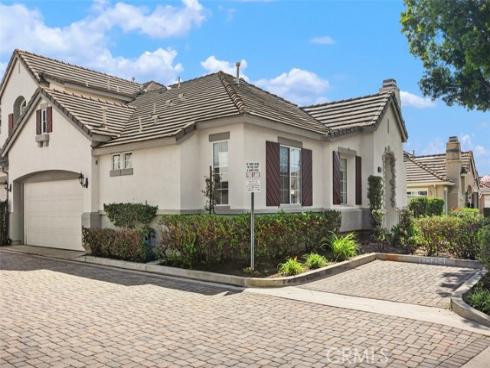 104 Seacountry Lane
