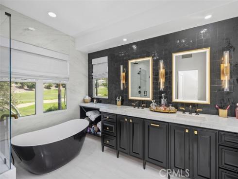 16 Golf Ridge Drive, Rancho Santa Margarita, CA