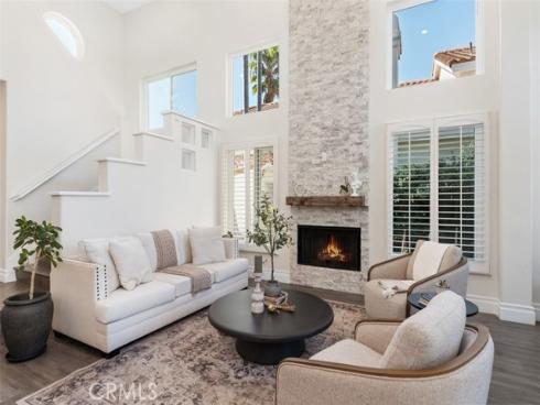 21 Summitcrest , Rancho Santa Margarita, CA