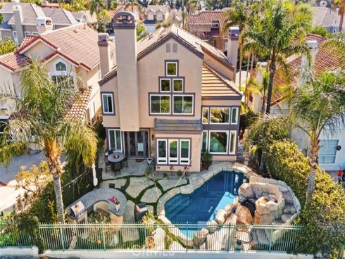 21 Summitcrest , Rancho Santa Margarita, CA