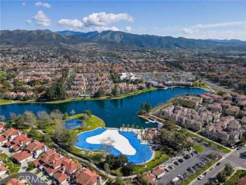 13 Via Acuatica , Rancho Santa Margarita, CA