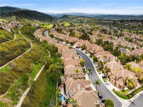 4 Glen Echo , Rancho Santa Margarita, CA