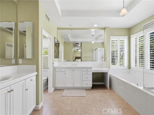 18 Ledgewood , Rancho Santa Margarita, CA