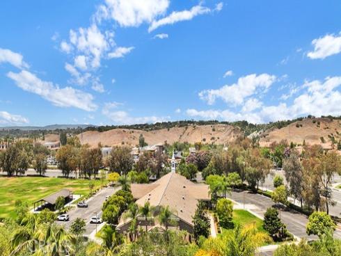 33  Acanthus  , Rancho Santa Margarita, CA