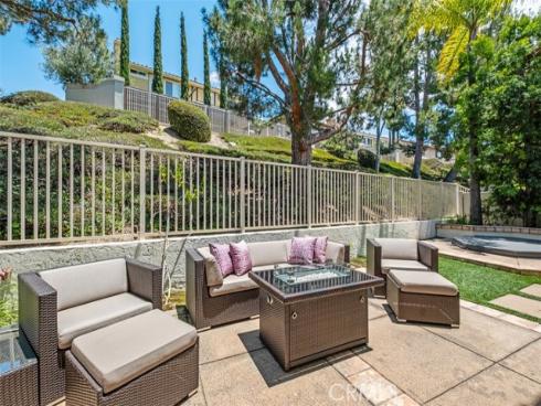24 Via Gatillo , Rancho Santa Margarita, CA