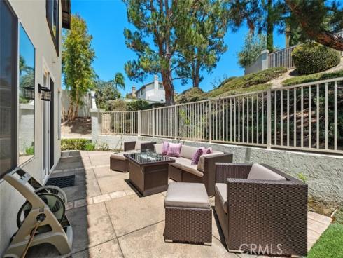 24 Via Gatillo , Rancho Santa Margarita, CA