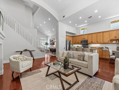 7 Via Berrendo , Rancho Santa Margarita, CA