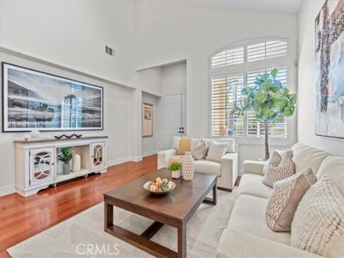 7 Via Berrendo , Rancho Santa Margarita, CA