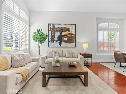 7 Via Berrendo , Rancho Santa Margarita, CA