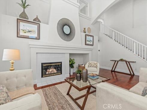 7 Via Berrendo , Rancho Santa Margarita, CA