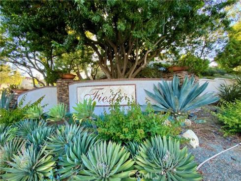 54 Paseo Viento , Rancho Santa Margarita, CA