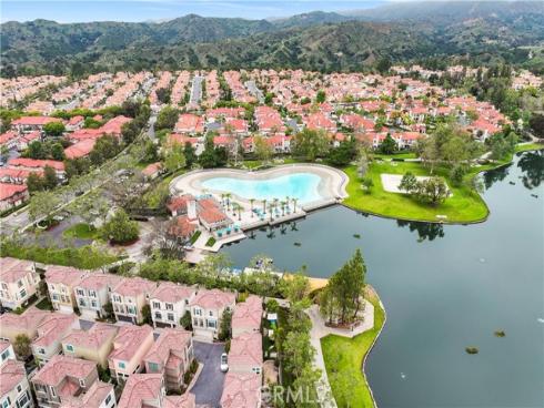 24 Calle Fortuna , Rancho Santa Margarita, CA