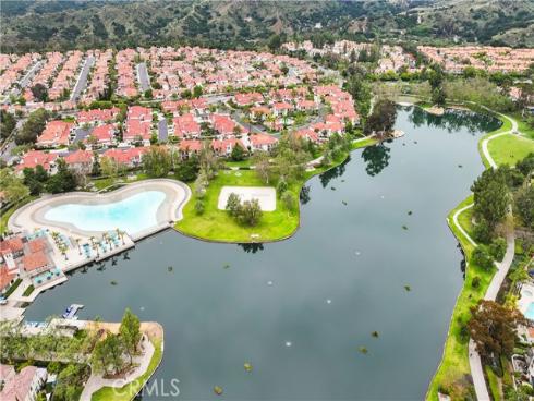 24 Calle Fortuna , Rancho Santa Margarita, CA
