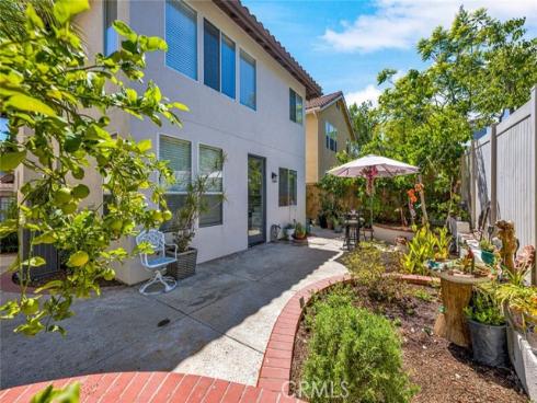 7 Via Encanto , Rancho Santa Margarita, CA