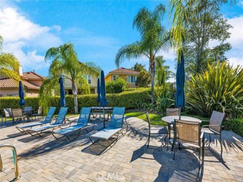 7 Via Encanto , Rancho Santa Margarita, CA