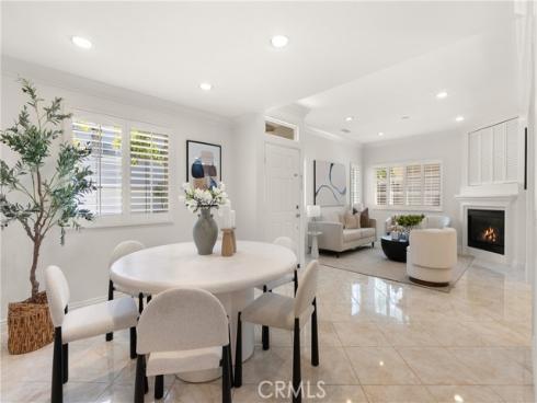 15 Poppyfield , Rancho Santa Margarita, CA