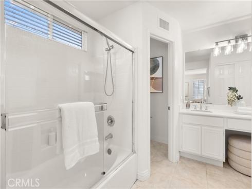 15 Poppyfield , Rancho Santa Margarita, CA