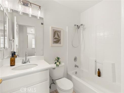 15 Poppyfield , Rancho Santa Margarita, CA