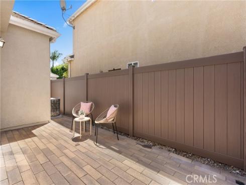 15 Poppyfield , Rancho Santa Margarita, CA