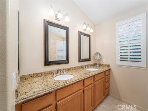 14  Paseo Vecino  , Rancho Santa Margarita, CA
