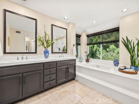 15 Highpoint , Rancho Santa Margarita, CA