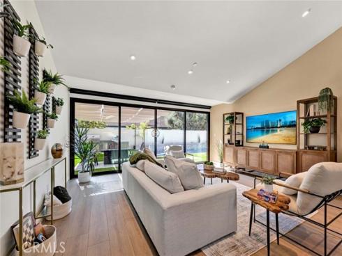 3262 Ruth Elaine , Rossmoor, CA