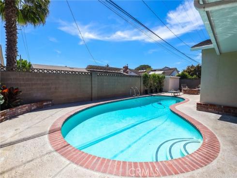 3232 Hillrose Drive , Rossmoor, CA