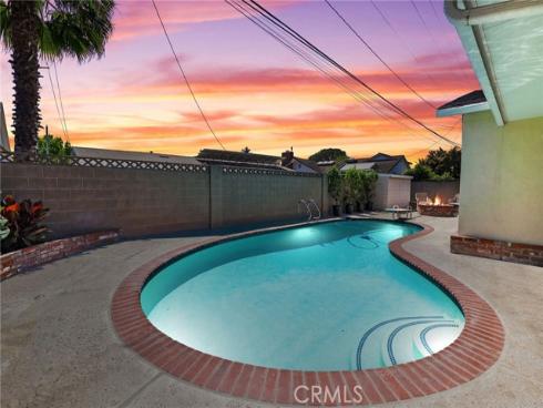 3232 Hillrose Drive , Rossmoor, CA