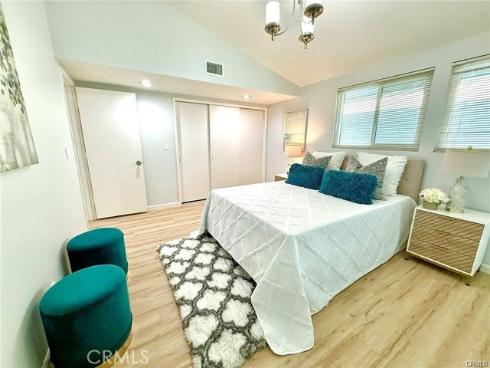 3432  Yellowtail   Drive, Rossmoor, CA