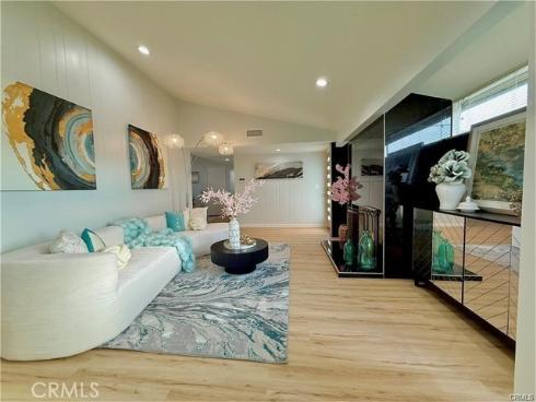 3432  Yellowtail   Drive, Rossmoor, CA