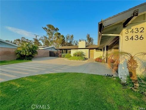 3432  Yellowtail   Drive, Rossmoor, CA