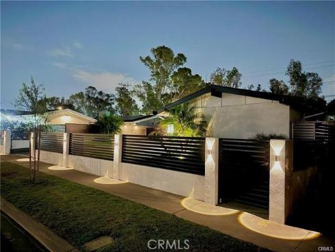 3432  Yellowtail   Drive, Rossmoor, CA