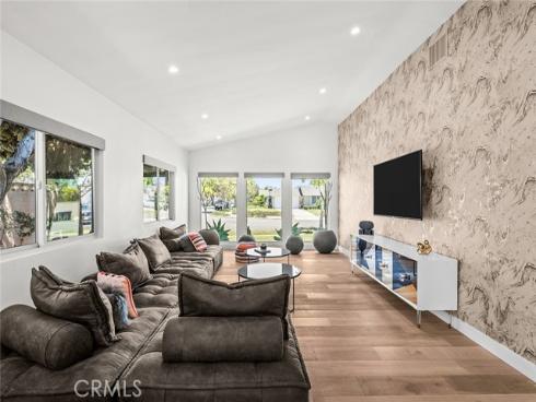 12361 Wembley Road, Rossmoor, CA