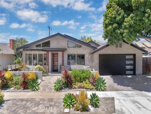 2661 Oak Knoll Drive