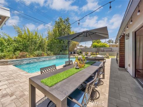 2661 Oak Knoll Drive , Rossmoor, CA