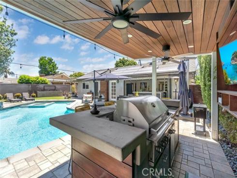2661 Oak Knoll Drive , Rossmoor, CA