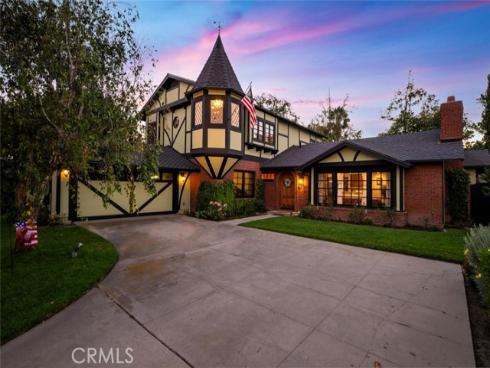 11261 Kensington