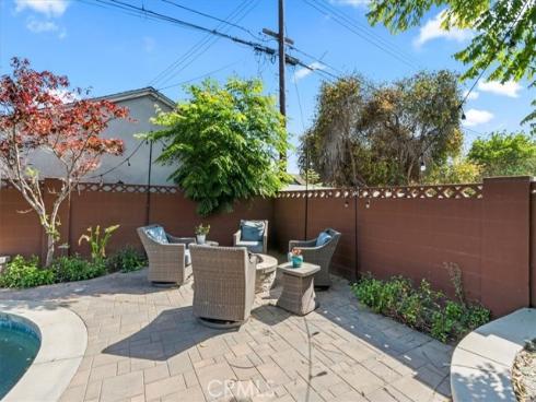 2732 Mainway , Rossmoor, CA