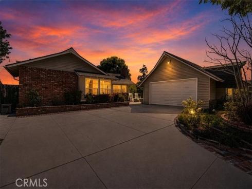 2732 Mainway , Rossmoor, CA