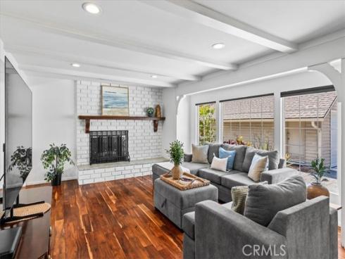 2732 Mainway , Rossmoor, CA