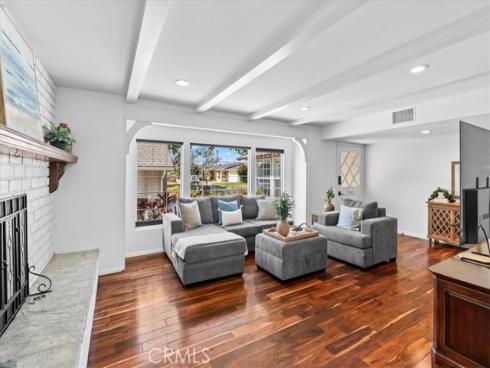 2732 Mainway , Rossmoor, CA