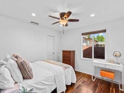 2732 Mainway , Rossmoor, CA