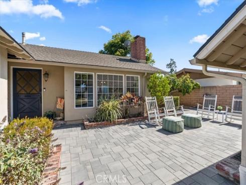 2732 Mainway , Rossmoor, CA