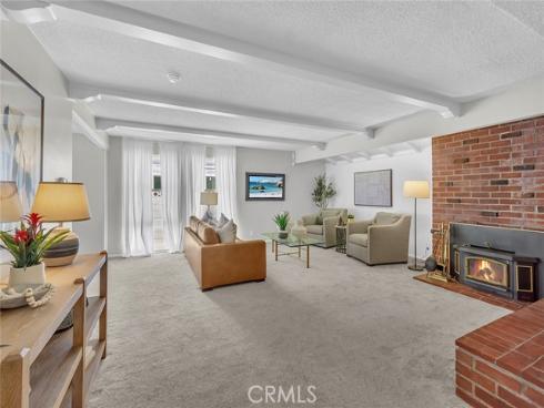 12431 Christy Lane , Rossmoor, CA