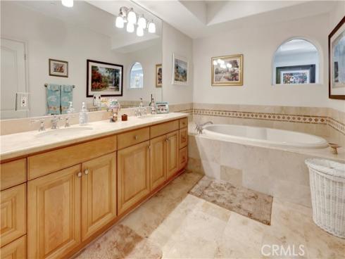 412 Arenoso 105 , San Clemente, CA