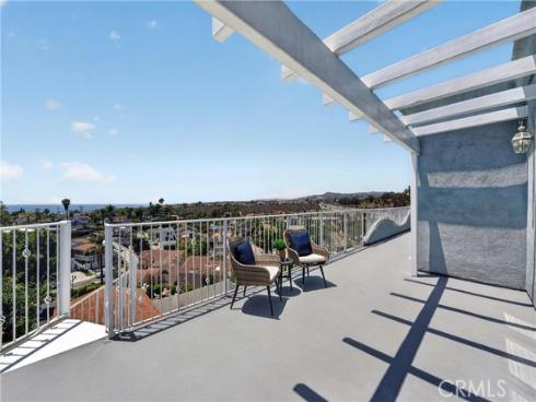 111 Revuelta Court, San Clemente, CA